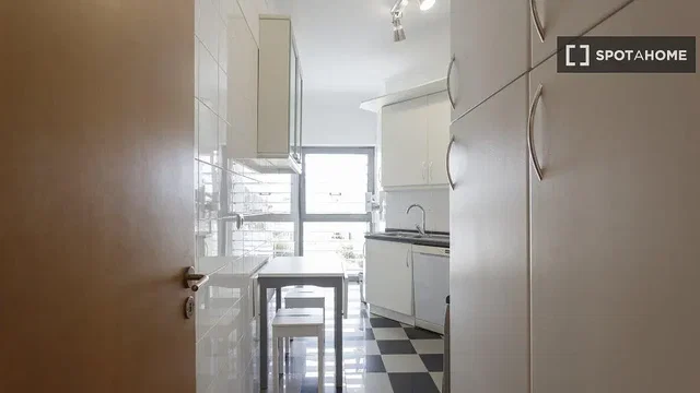 Хол