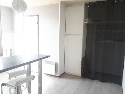 Хол