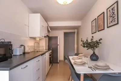 Хол