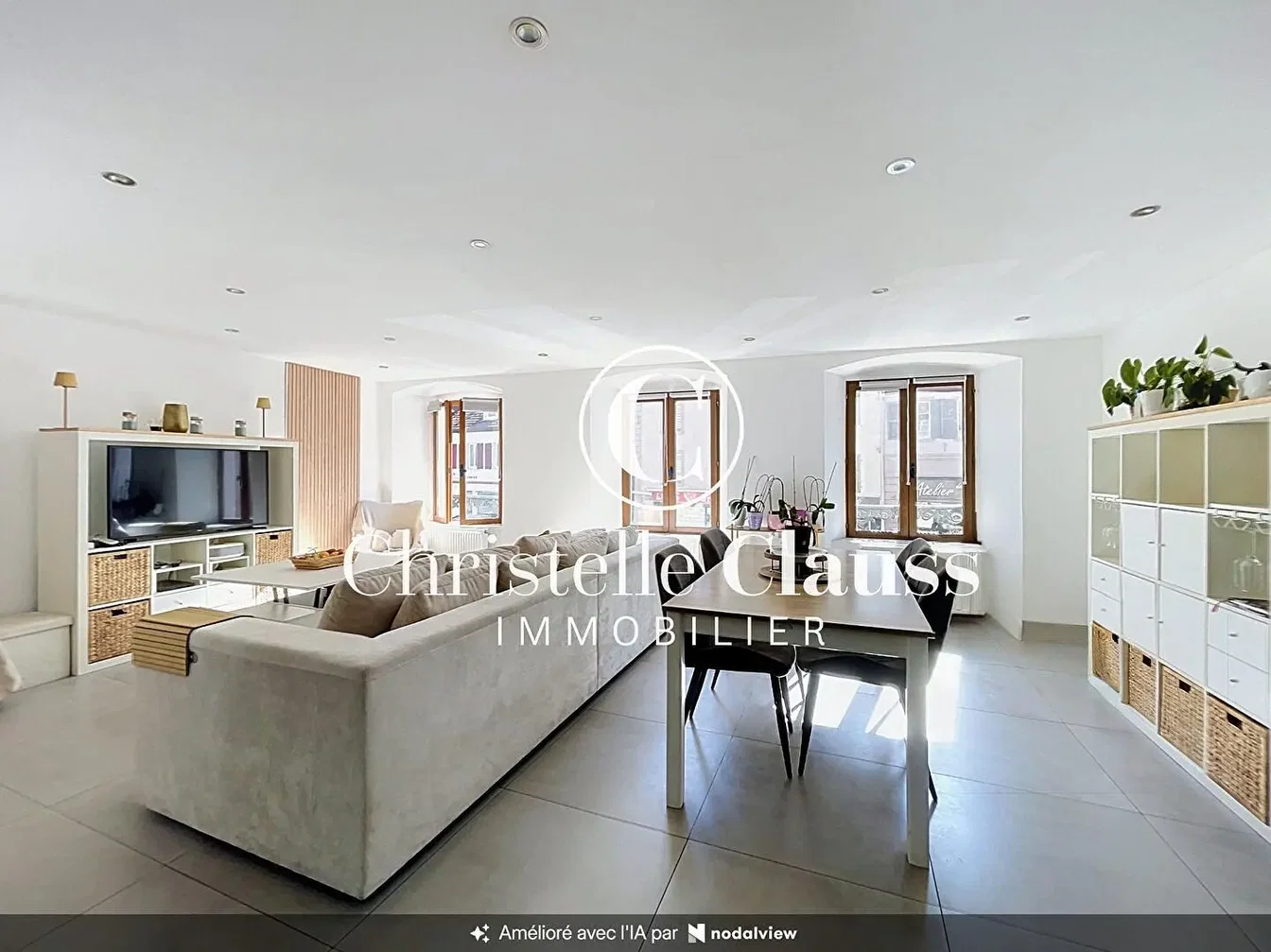 Хол