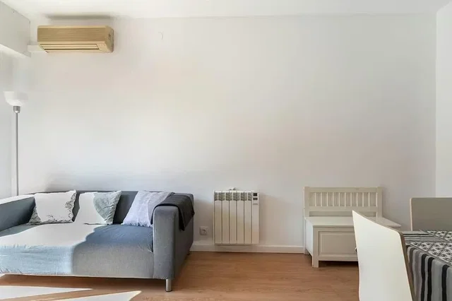 Хол