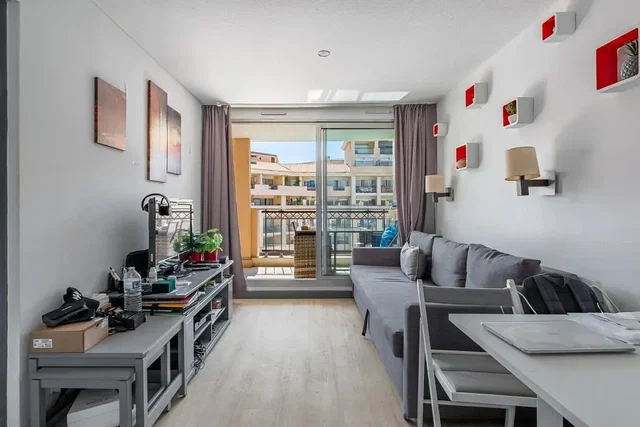 Salon