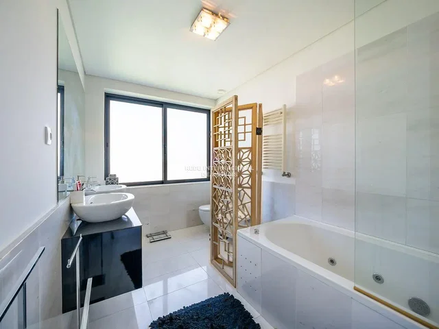 Outro