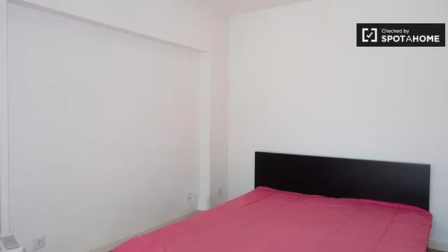 Хол