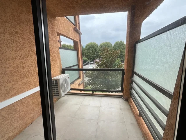Хол