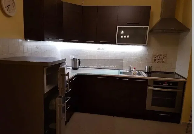 أخرى