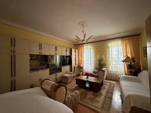Σαλόνι