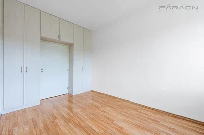 أخرى