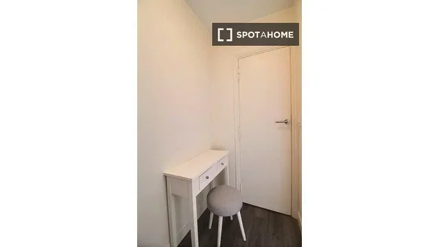 Хол