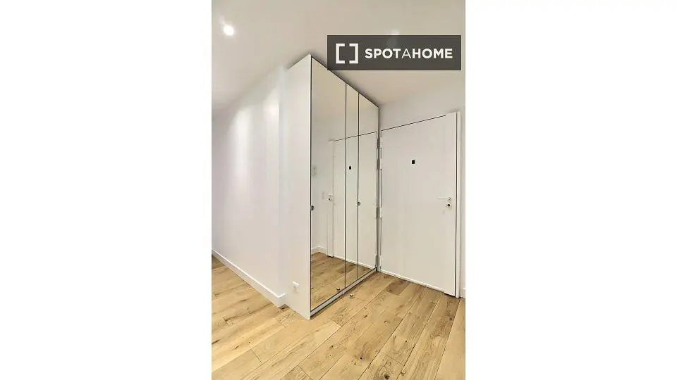 Хол