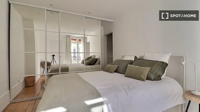 Хол