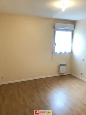 Хол