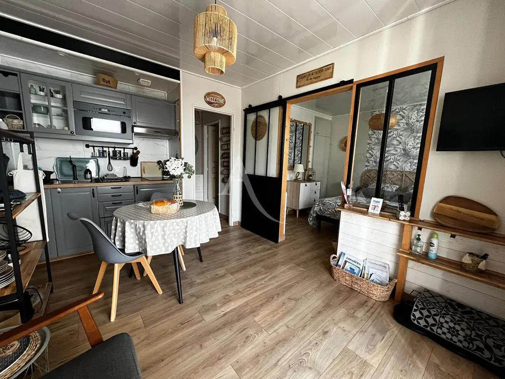 Salon