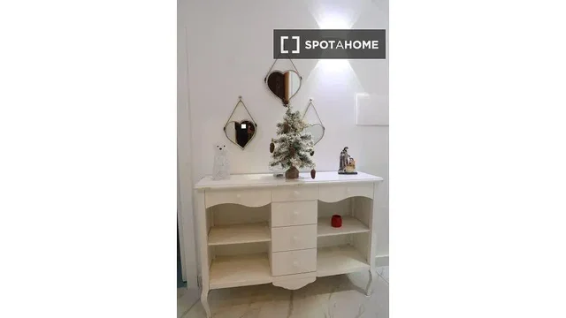 Хол