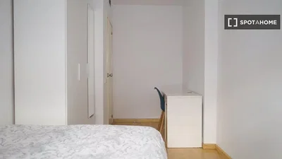 Хол