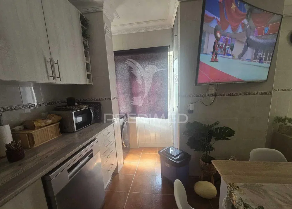 أخرى