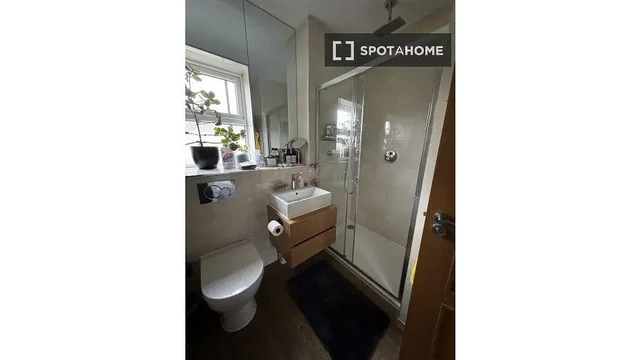 Хол
