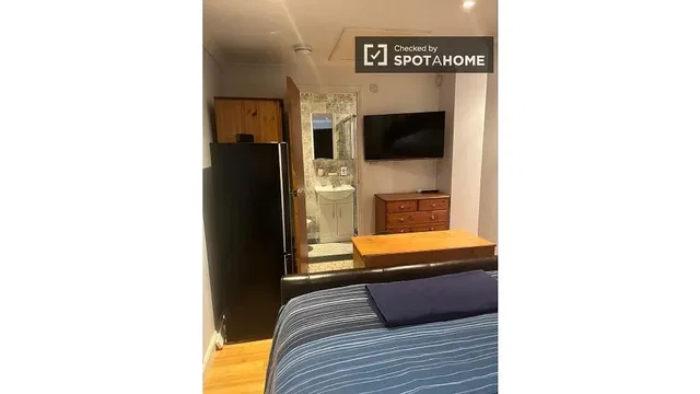 Хол