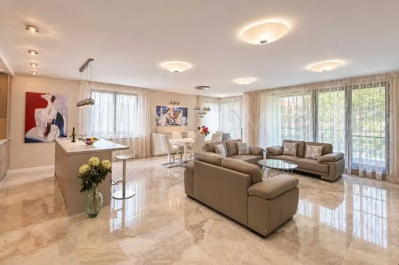 Salon