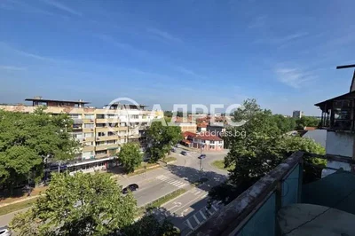 Хол
