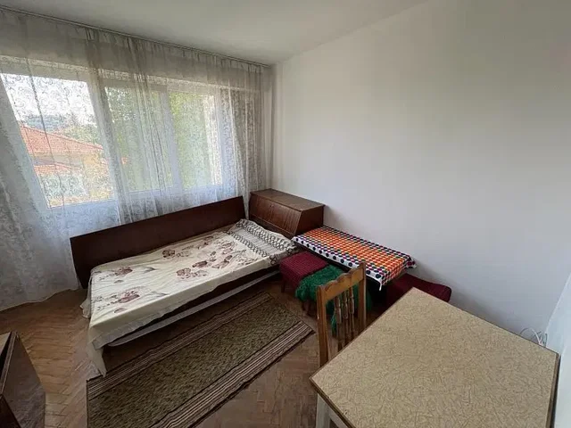 Хол