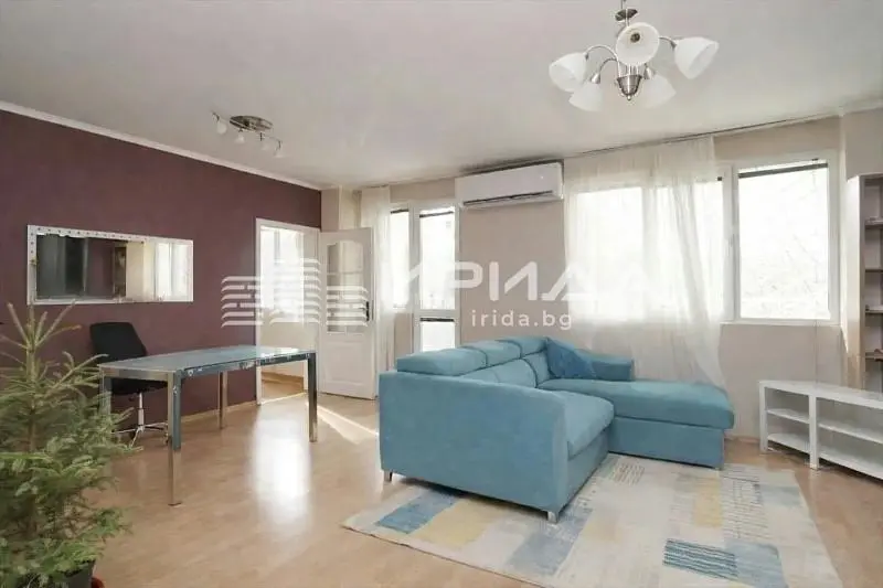 Salón