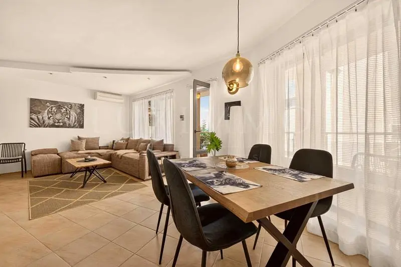 Salon