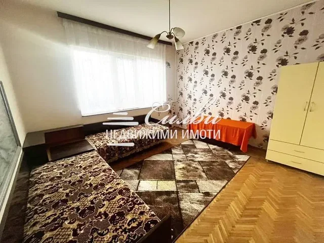 Хол