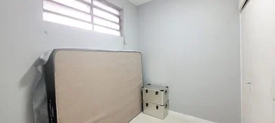 أخرى