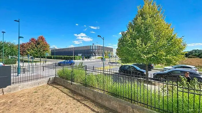 أخرى
