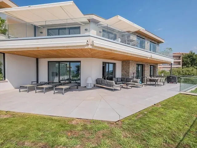 Otro