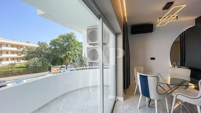 Salon