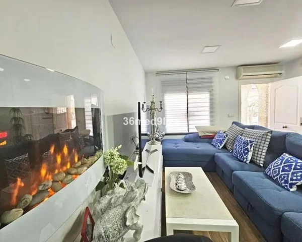أخرى