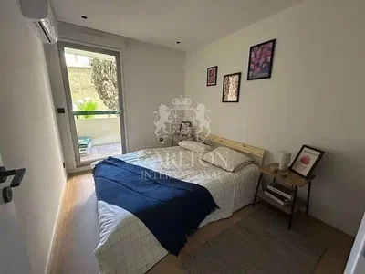 Otro