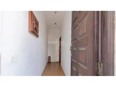 أخرى