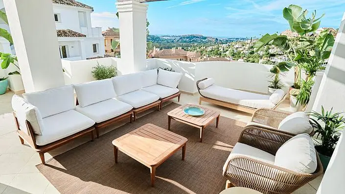 أخرى