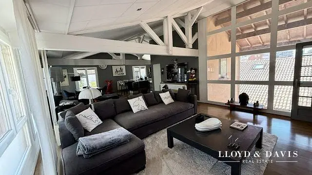 Salon