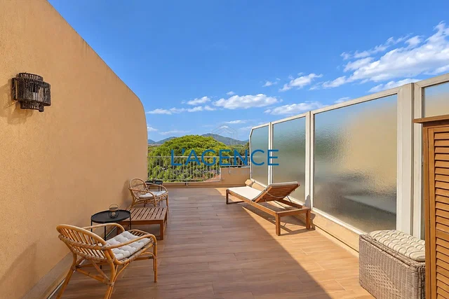 غرفة معيشة