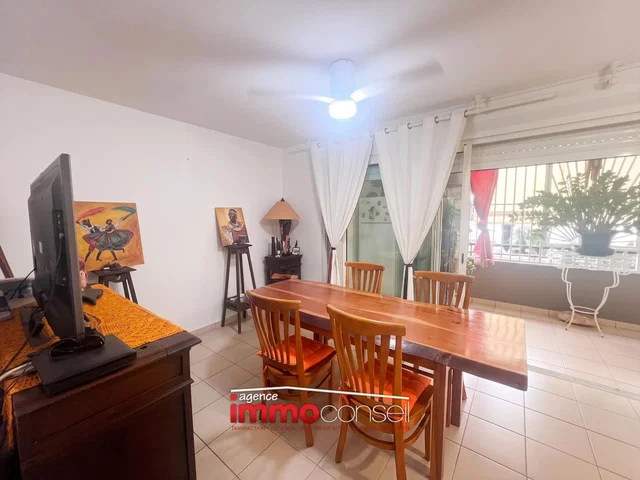 غرفة معيشة