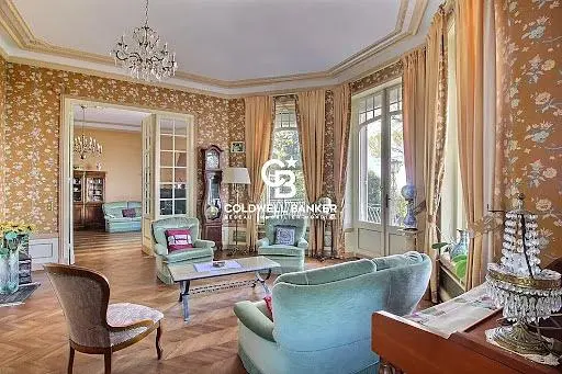 Salón
