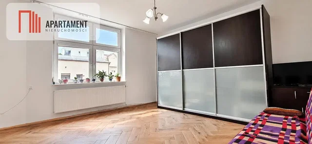 أخرى