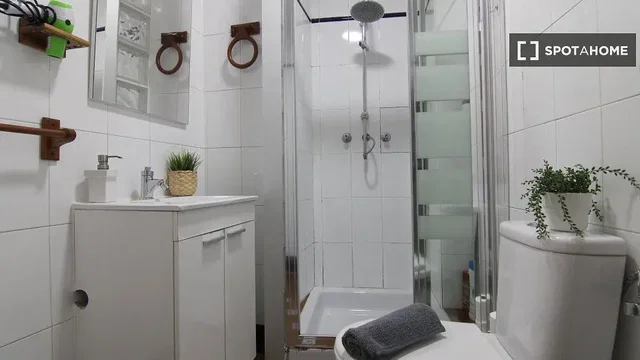 Хол