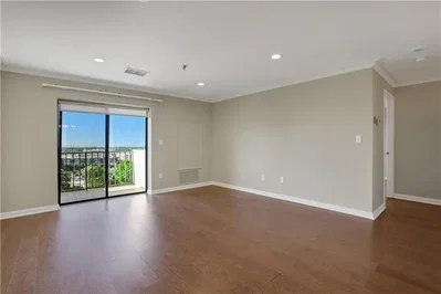 Хол
