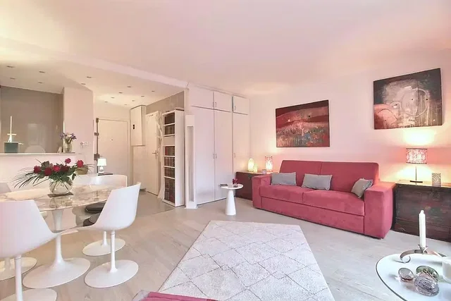 Salon