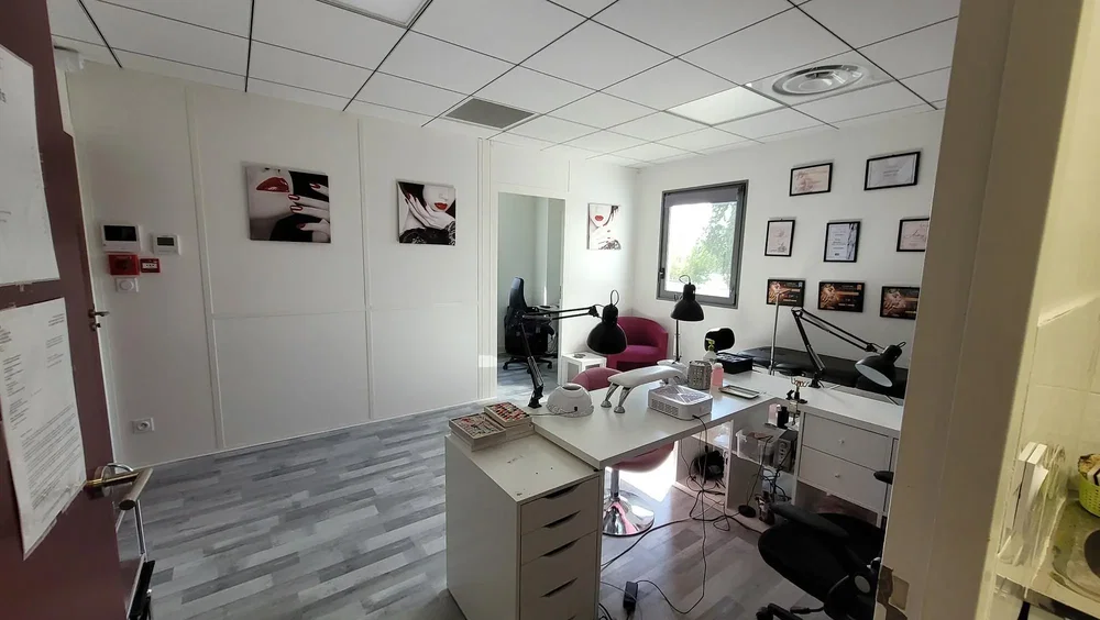 Salon