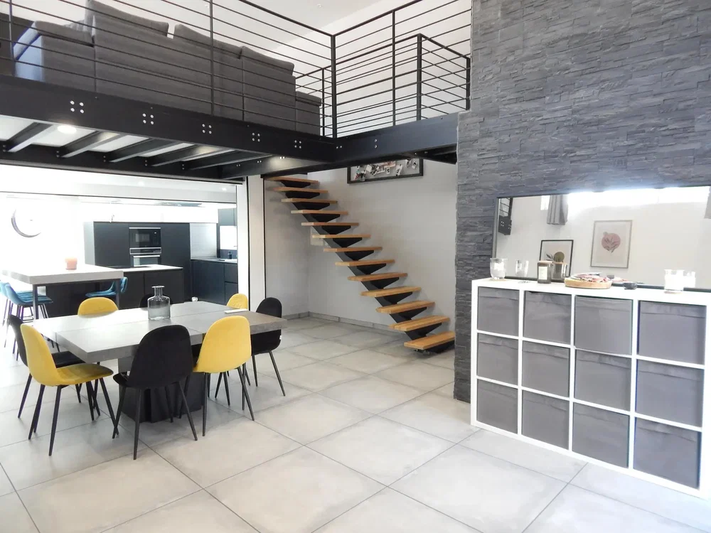Salon