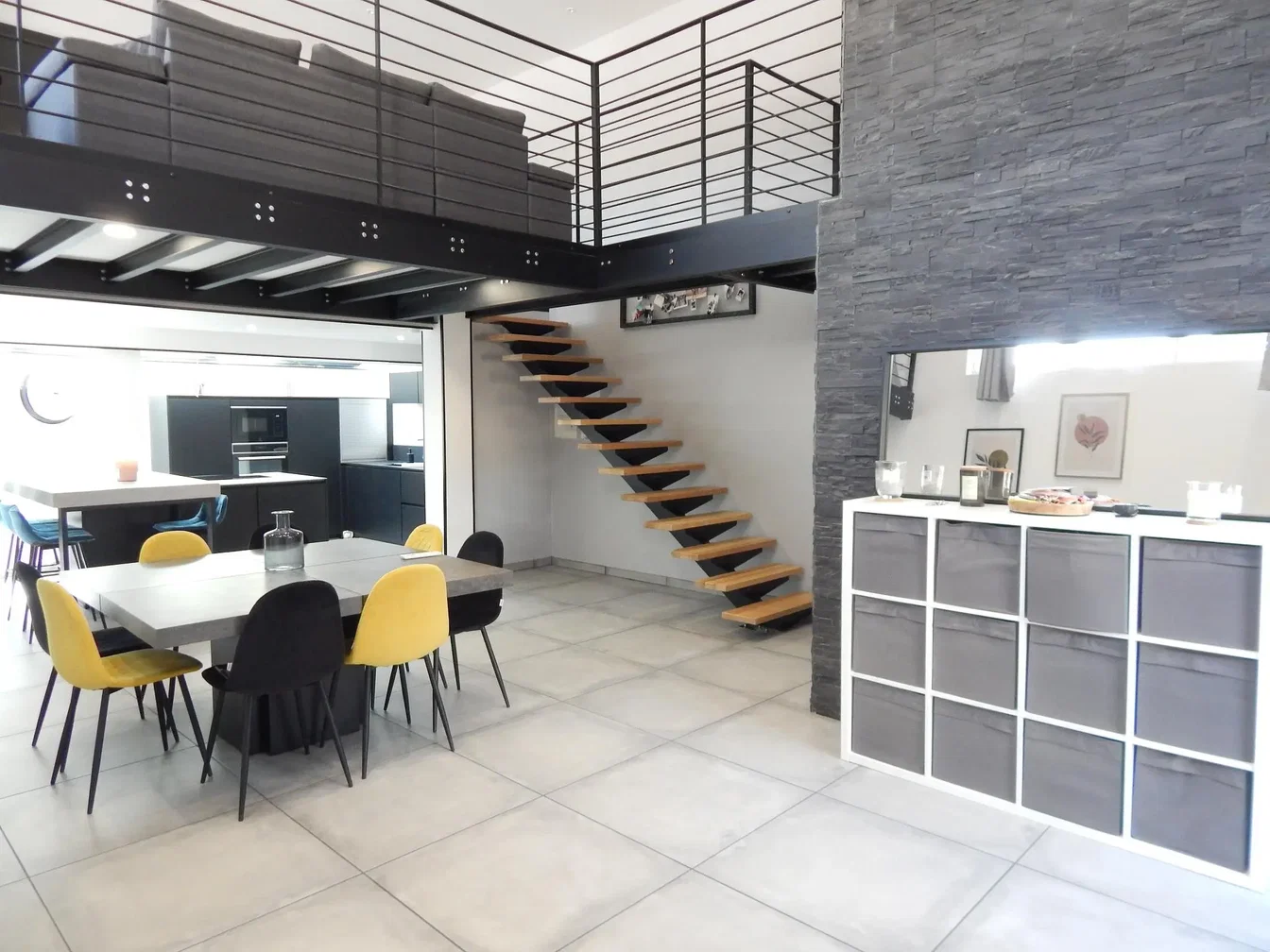 Salon