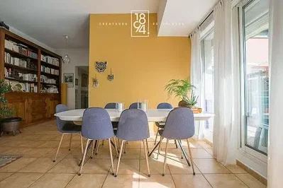Хол