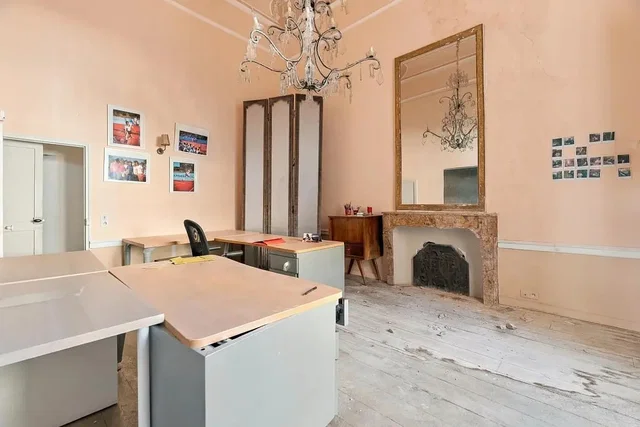 Salon