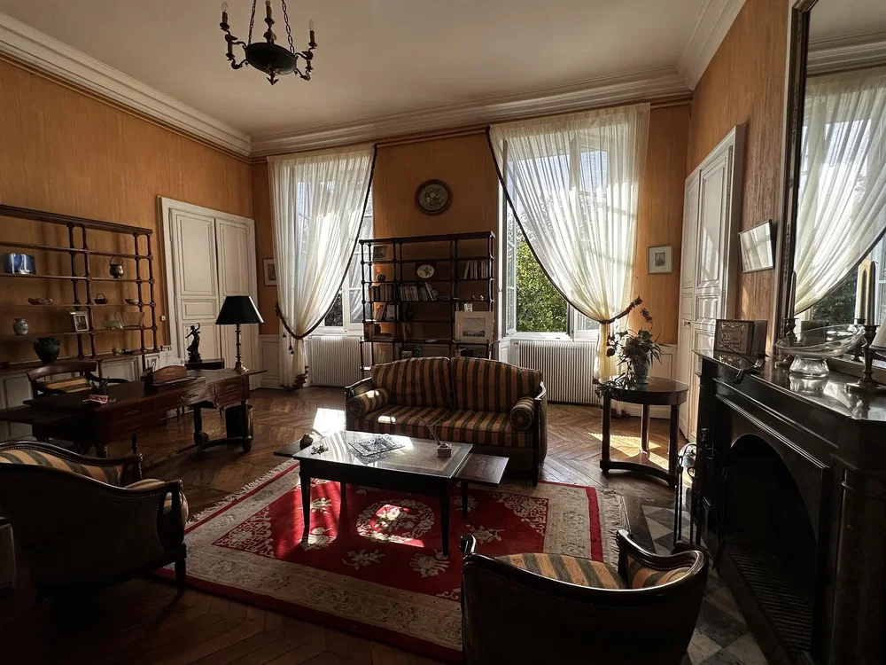 Salon